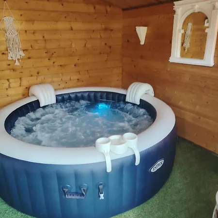 Chez Fabiola Et Alain Bed and Breakfast Signy-le-Petit